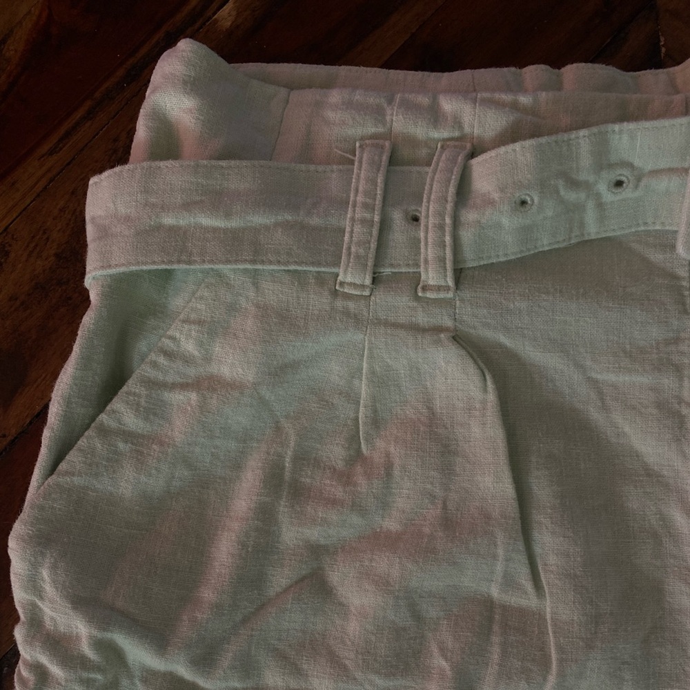 Abercrombie & Fitch High Waist Light Green Shorts - Picture 5 of 7